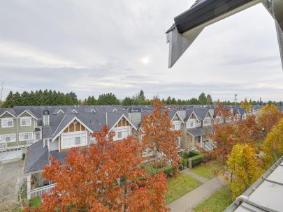 Jackson Gardens - 468 Jackson Ave, Vancouver, BC V6A 3B5, Canada