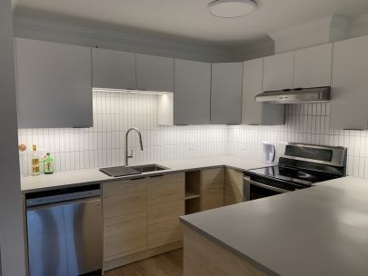 #1001 3970 Carrigan Court, Burnaby BC V3N4S5