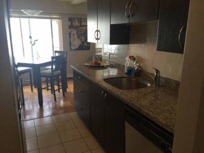 Wynne Manor 302 - Updated 2 Bedroom Apt For Rent in Fairview Vancouver near Broadway (1309 W 14th Ave Vancouver)