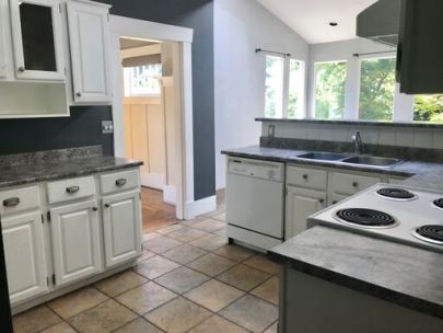 Beautiful South-facing 3 Bed/2BadFamily Home + Office at DUNBAR