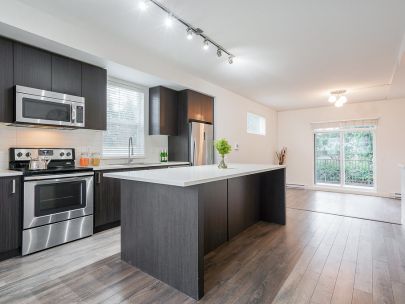 #95 15340 Guildford Drive, Surrey BC V3R 0C9